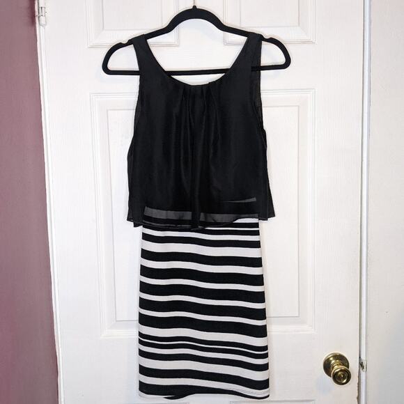 Rue 21 Front Sheer Mesh Overlay Black & White Striped Open Back Dress S - Picture 3 of 12